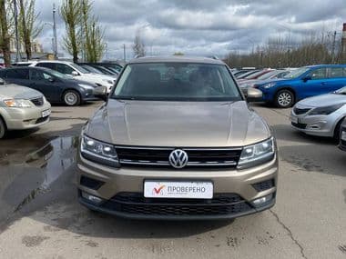Volkswagen Tiguan 2017 года, 176 310 км - вид 2