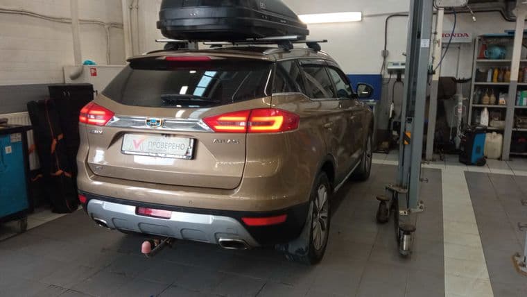 Geely Atlas, 2019 - вид 3