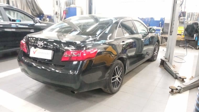 Toyota Camry, 2010 - вид 2