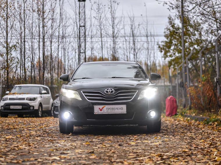 Toyota Camry, 2010 - вид 2