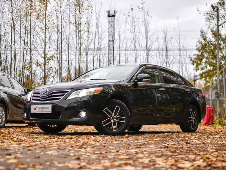 Toyota Camry 2010 года, 365 750 км - вид 1