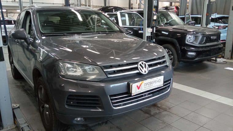 Volkswagen Touareg, 2011 - вид 1