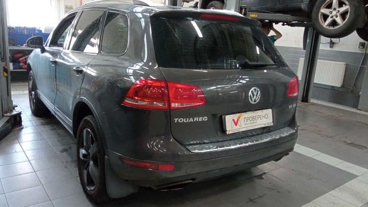 Volkswagen Touareg, 2011 - вид 3