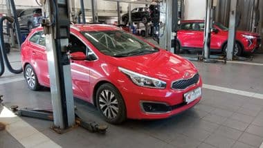 KIA Ceed 2017 года, 87 336 км - вид 2
