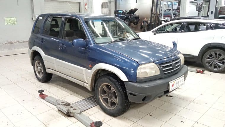 Suzuki Escudo 2000 года, 306 934 км - вид 2