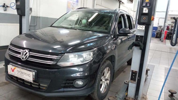 Volkswagen Tiguan, 2011
