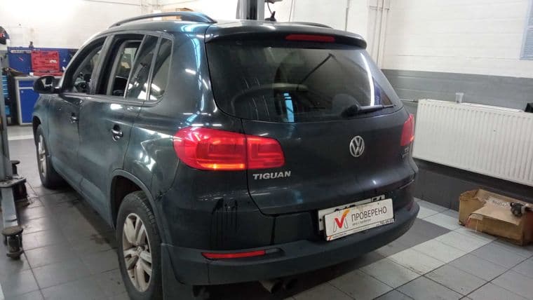 Volkswagen Tiguan, 2011 - вид 3