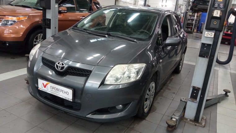 Toyota Auris, 2008