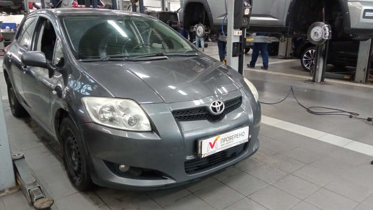 Toyota Auris, 2008 - вид 1