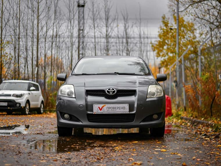 Toyota Auris, 2008 - вид 2