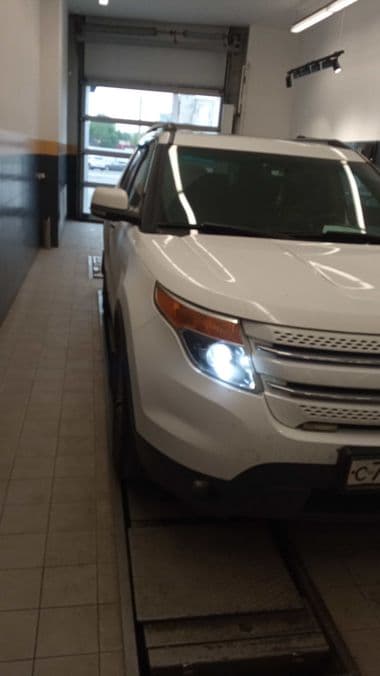 Ford Explorer 2014 года, 198 673 км - вид 1