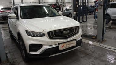 Geely Atlas Pro 2022 года, 121 082 км - вид 2