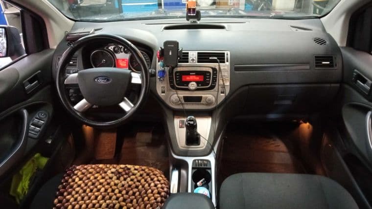 Ford Kuga, 2012 - вид 4