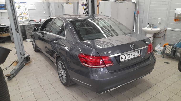 Mercedes-Benz E-класс, 2013 - вид 2