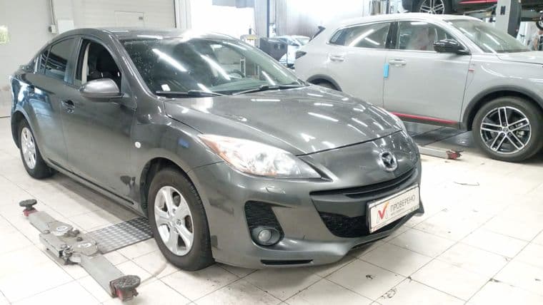 Mazda 3, 2012 - вид 1
