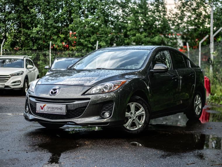 Mazda 3, 2012