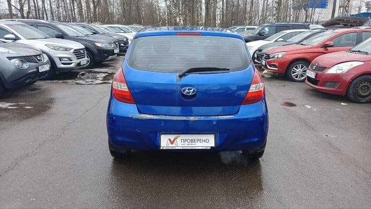 Hyundai i20, 2010 - вид 4