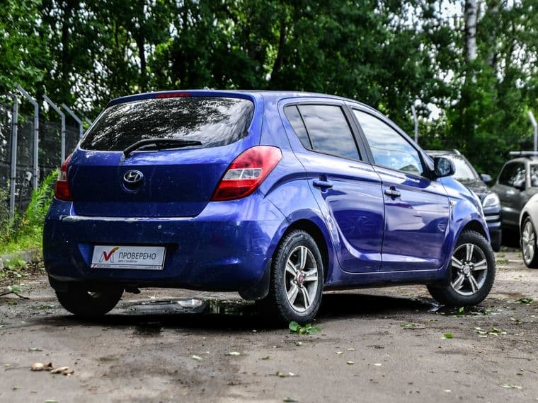Hyundai i20, 2010 - вид 1