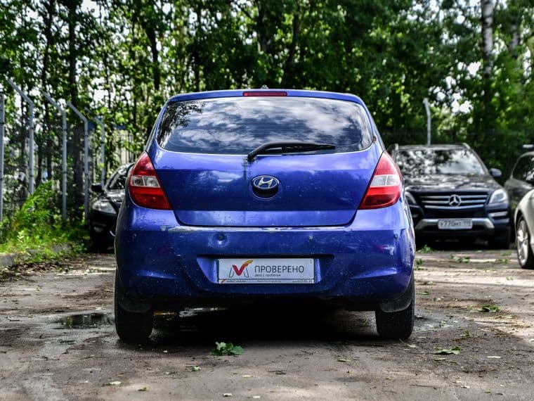 Hyundai i20, 2010 - вид 3