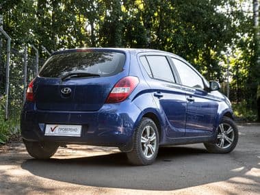 Hyundai i20 2010 года, 264 061 км - вид 2