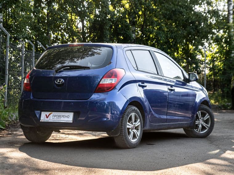 Hyundai i20 2010 года, 264 061 км - вид 2