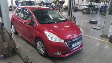 Peugeot 208 2013 года, 149 690 км - вид 2