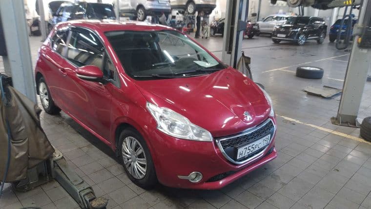 Peugeot 208, 2013 - вид 1