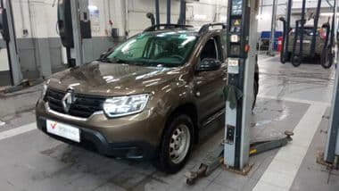 Renault Duster 2021 года, 141 946 км - вид 1