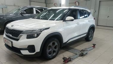 KIA Seltos 2020 года, 80 946 км - вид 1