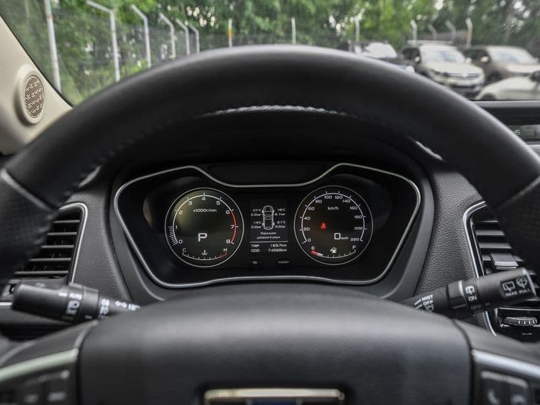Geely Emgrand X7, 2018 - вид 4