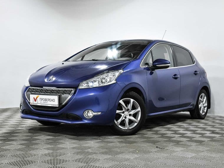 Peugeot 208, 2013