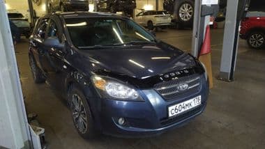 KIA Ceed 2009 года, 147 500 км - вид 2