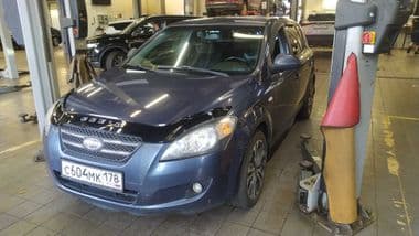 KIA Ceed 2009 года, 147 500 км - вид 1