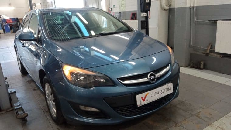 Opel Astra 2015 года, 159 955 км - вид 2