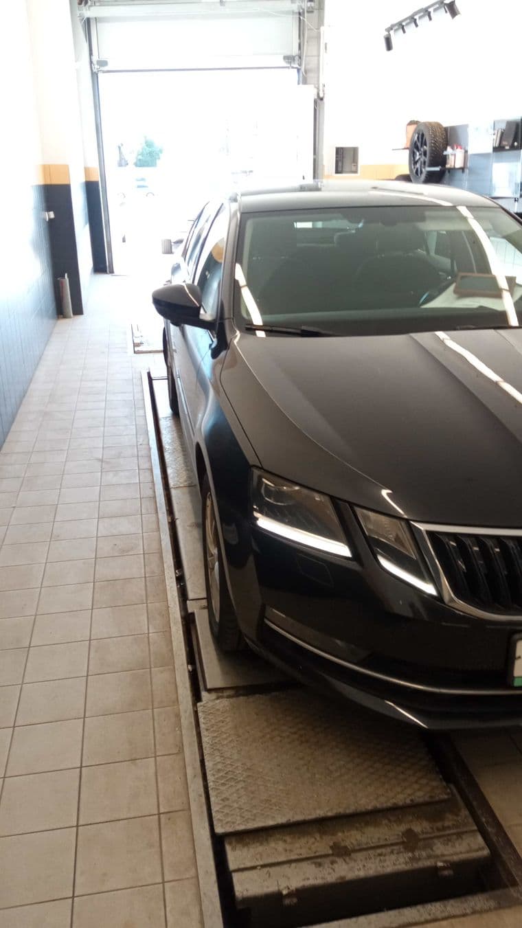 Skoda Octavia 2017 года, 122 864 км - вид 1