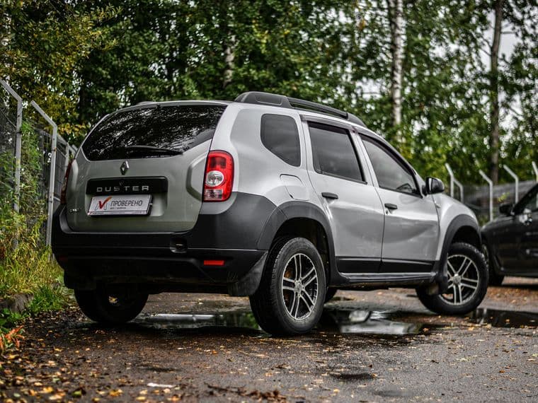 Renault Duster 2013 года, 218 264 км - вид 2