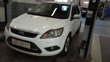 Ford Focus 2010 года, 202 000 км - вид 1