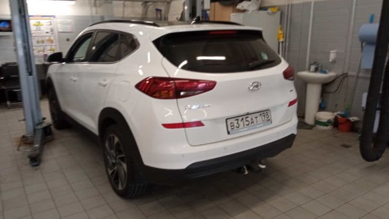 Hyundai Tucson, 2018 - вид 3
