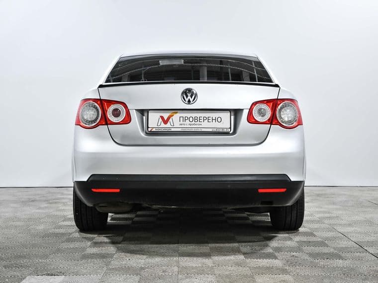 Volkswagen Jetta, 2009 - вид 4