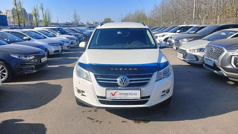 Volkswagen Tiguan 2009 года, 179 458 км - вид 2