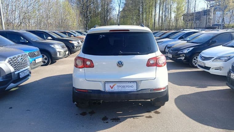Volkswagen Tiguan, 2009 - вид 4
