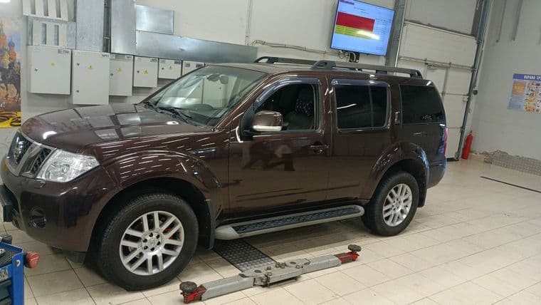 Nissan Pathfinder, 2010