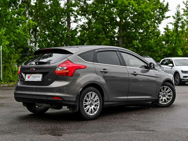 Ford Focus 2012 года, 173 768 км - вид 2