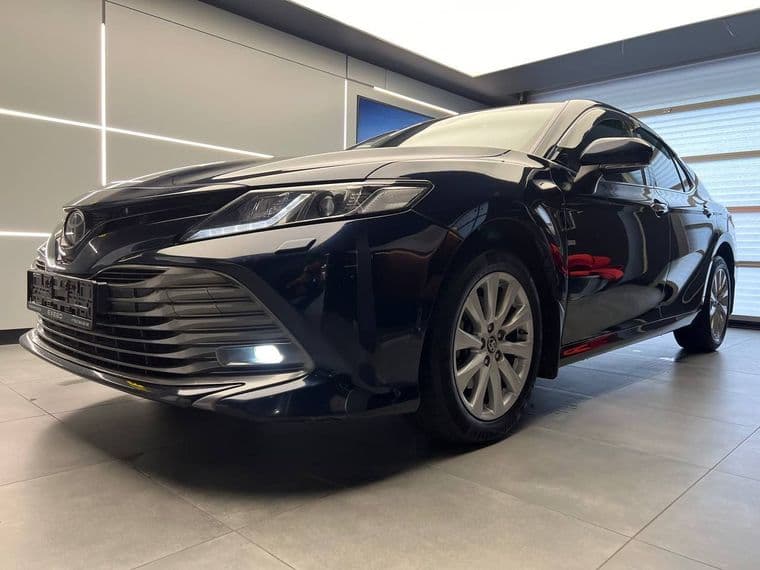 Toyota Camry, 2018