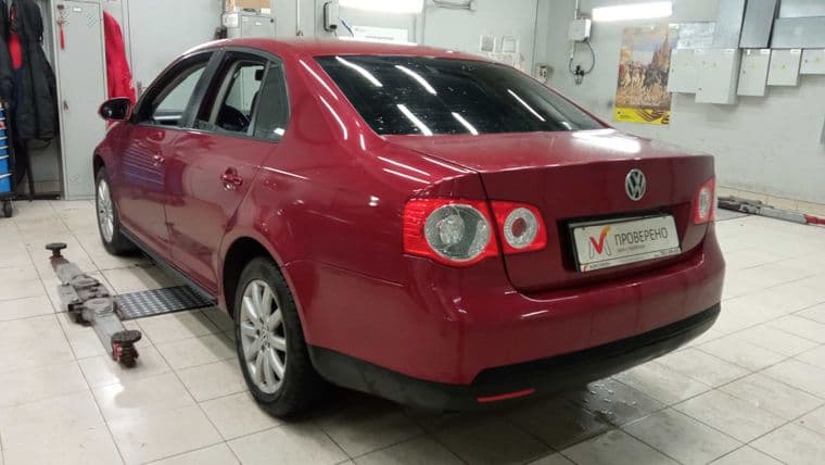 Volkswagen Jetta, 2010 - вид 3