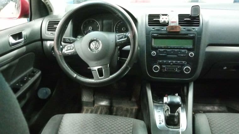Volkswagen Jetta, 2010 - вид 4