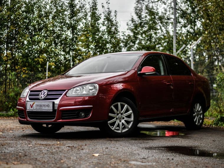 Volkswagen Jetta, 2010