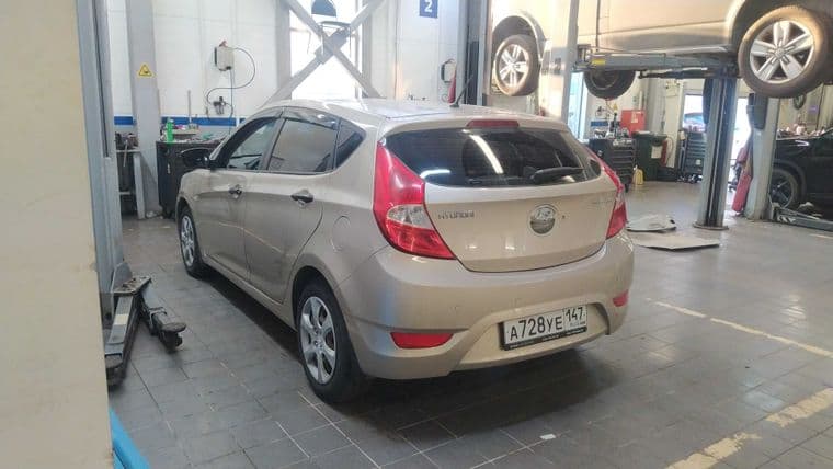 Hyundai Solaris, 2011 - вид 3