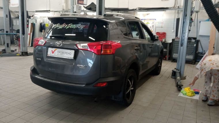 Toyota RAV4, 2014 - вид 3