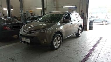 Toyota RAV4 2013 года, 193 000 км - вид 1